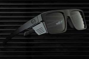 PERFORMANCE RAYTH SUNGLASSES: Black