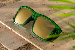 PERFORMANCE XL VISE SUNGLASSES: Cycad Green