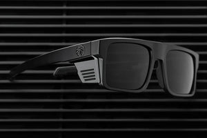 PERFORMANCE RAYTH SUNGLASSES: Ultra Black
