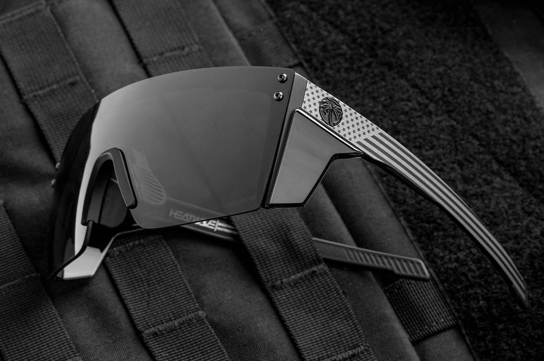 LAZER FACE KACAMATA: Hitam