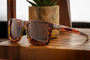 PERFORMANCE XL VISE SUNGLASSES: Tortoise