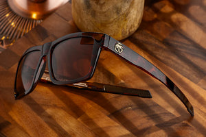 PERFORMANCE VISE SUNGLASSES: Tortoise