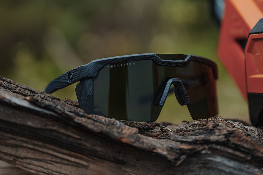 FUTURE TECH SUNGLASSES: Deadwood - Black