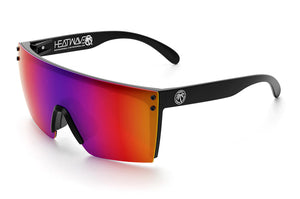 LAZER FACE SONNENBRILLE: Atmosphäre