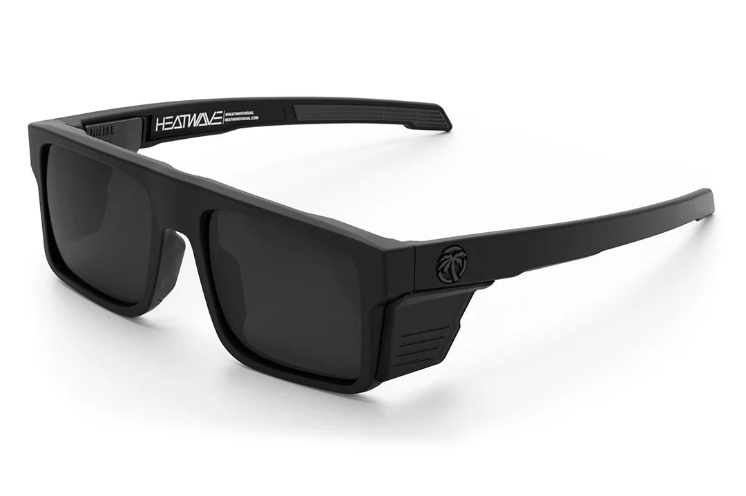 PERFORMANCE RAYTH SUNGLASSES: Black