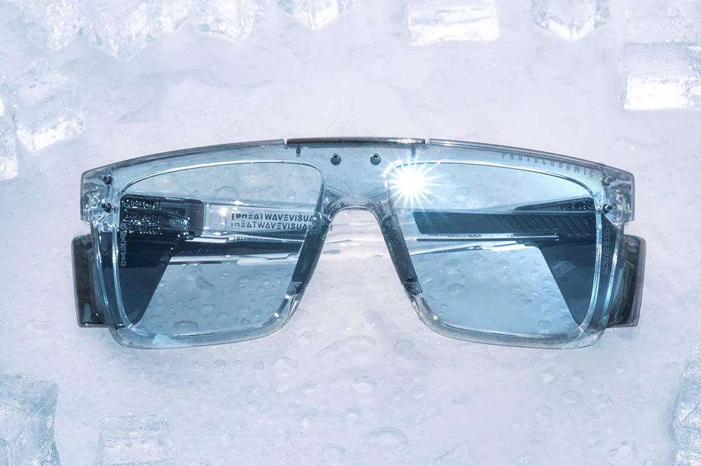 PERFORMANCE QUATRO SUNGLASSES: Arctic Photochromic