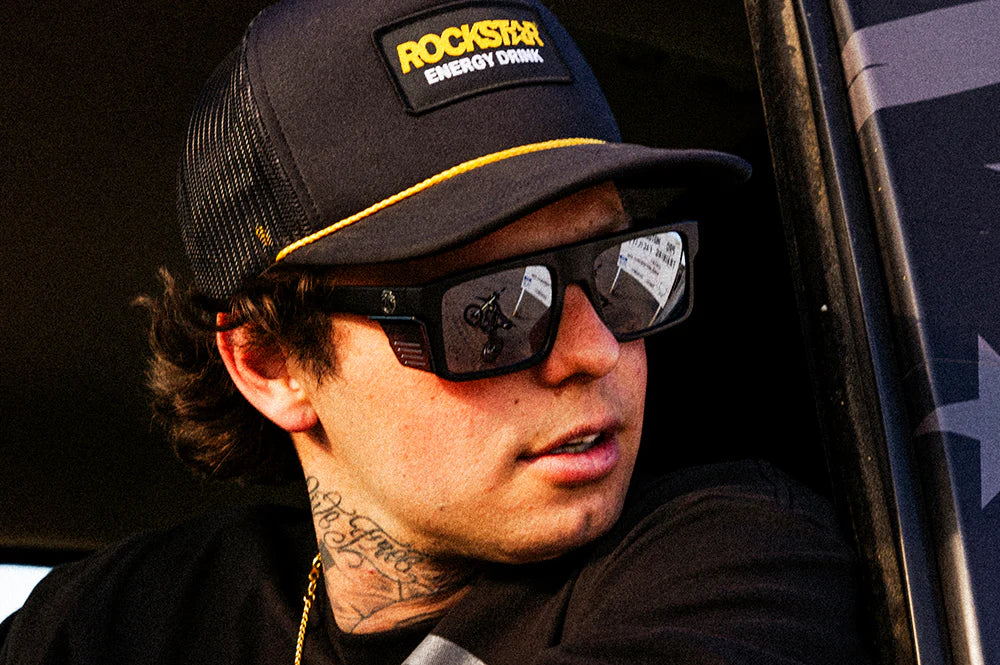 PERFORMANCE RAYTH SUNGLASSES: Silver