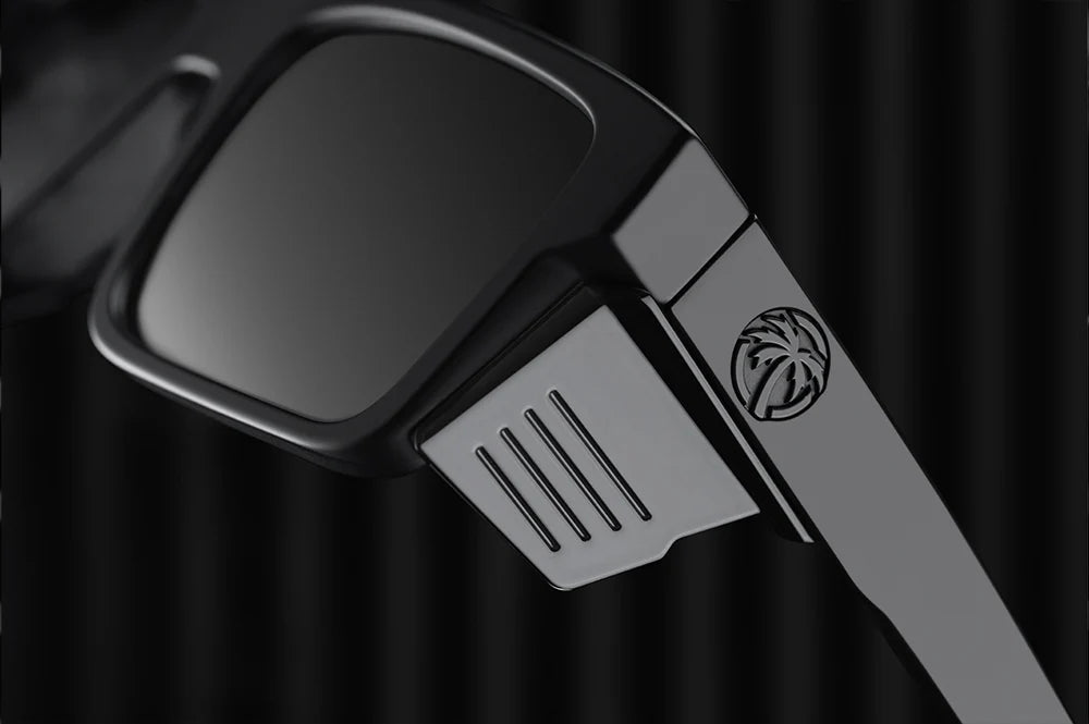 PERFORMANCE RAYTH SUNGLASSES: Super Photochromic