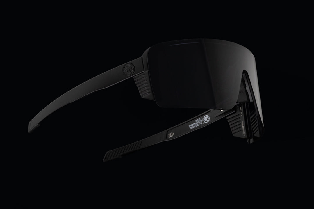 SKYNET SUNGLASSES: Black
