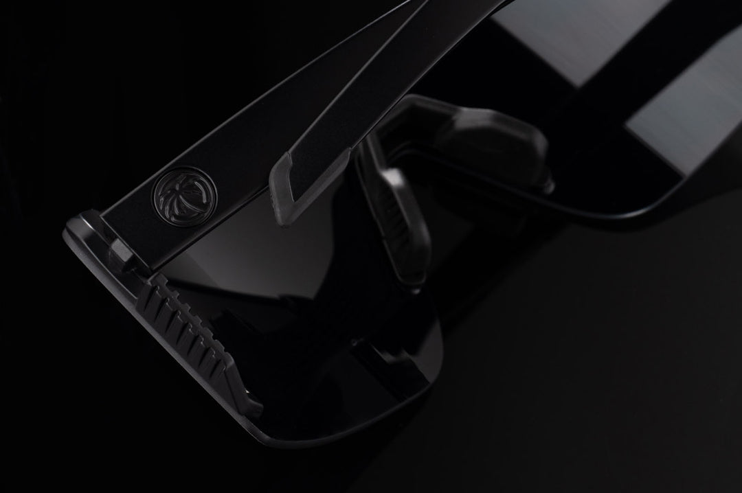 SKYNET SUNGLASSES: Black