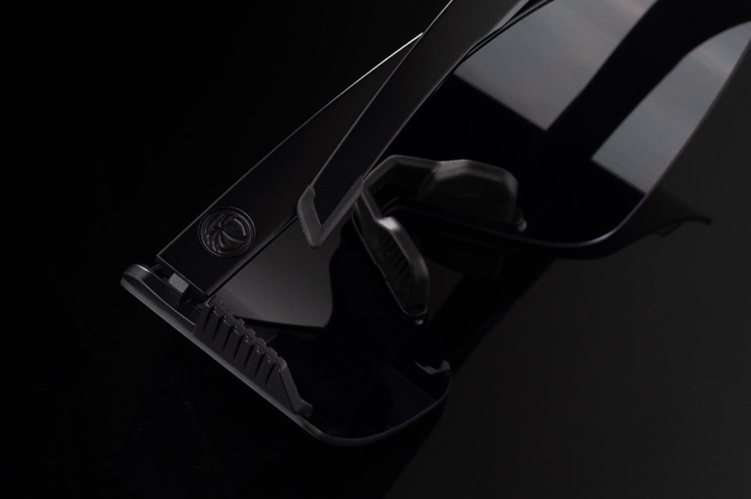 SKYNET SUNGLASSES: Black