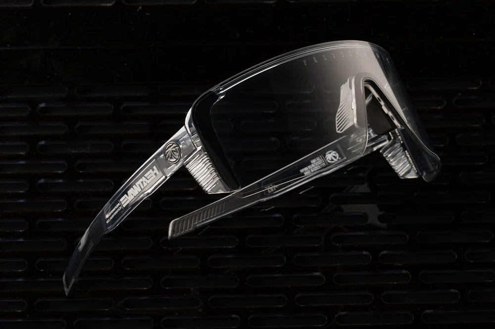 SKYNET SUNGLASSES: Photochromic