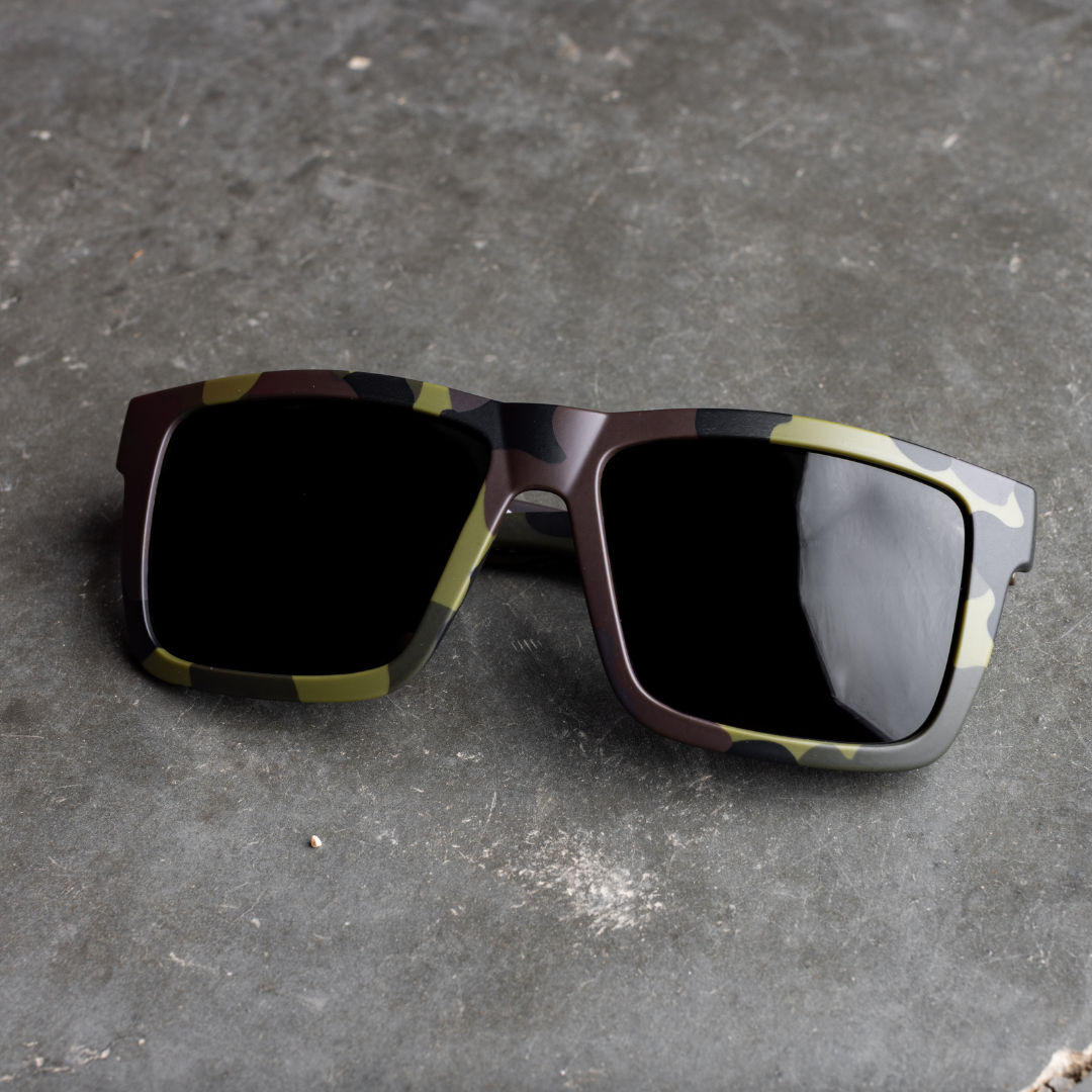 XL VISE SUNGLASSES: Fleck Camo Ultra Black