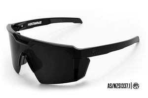 MASA DEPAN TECH SUNGLASSES HITAM: Hitam 