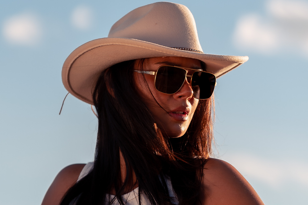 NIMITZ SUNGLASSES: Gold