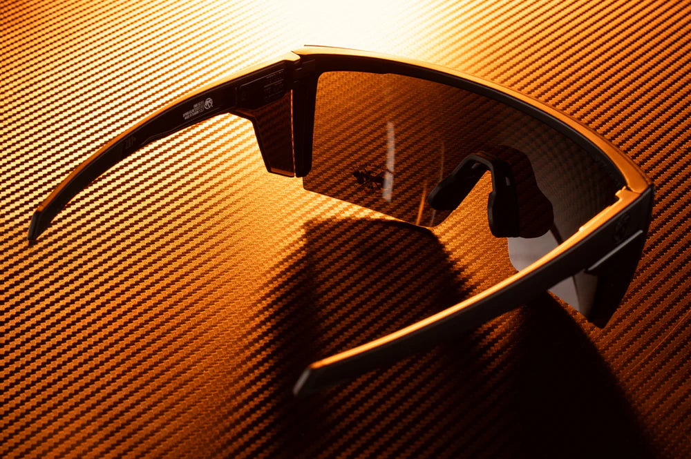 PERFORMANCE XL LAZER FACE SUNGLASSES: Ultra Black