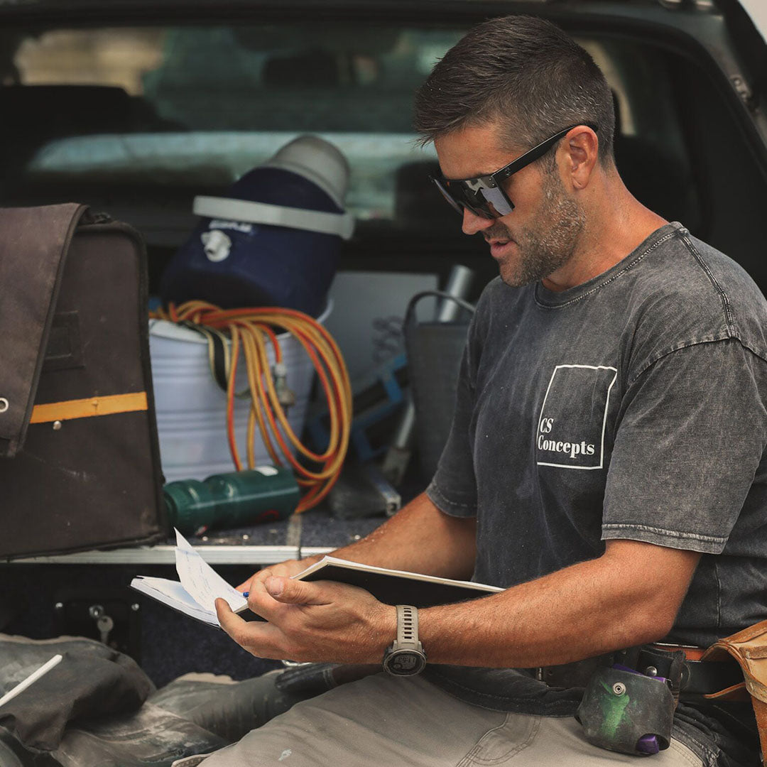 LAZER FACE SUNGLASSES: Black