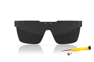 QUATRO SUNGLASSES: Kit Lens Gantian