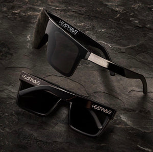 QUATRO SUNGLASSES: Black Metal