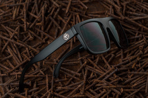 REGULATOR SUNGLASSES: Black